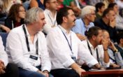 TEFENLİLİ; ” HOCAMIZIN ARKASINDAYIZ”