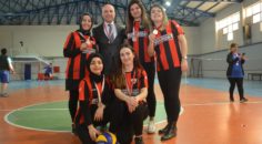 Sarayköy’de Evinin Sultanları Voleybol Turnuvası düzenlendi