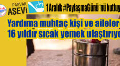 Bir paket tuz ile gelen teyzelerimiz var bizim